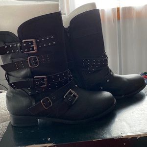 NWOT Torrid size 10 Boots